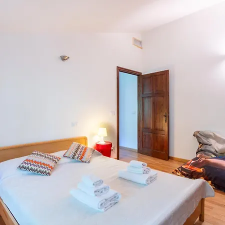 Exclusive Duplex Con Piscina E Vista * Strognano
